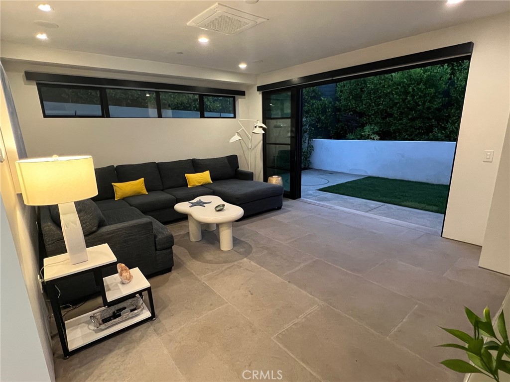 Emerald Bay (EB) - Residential Lease