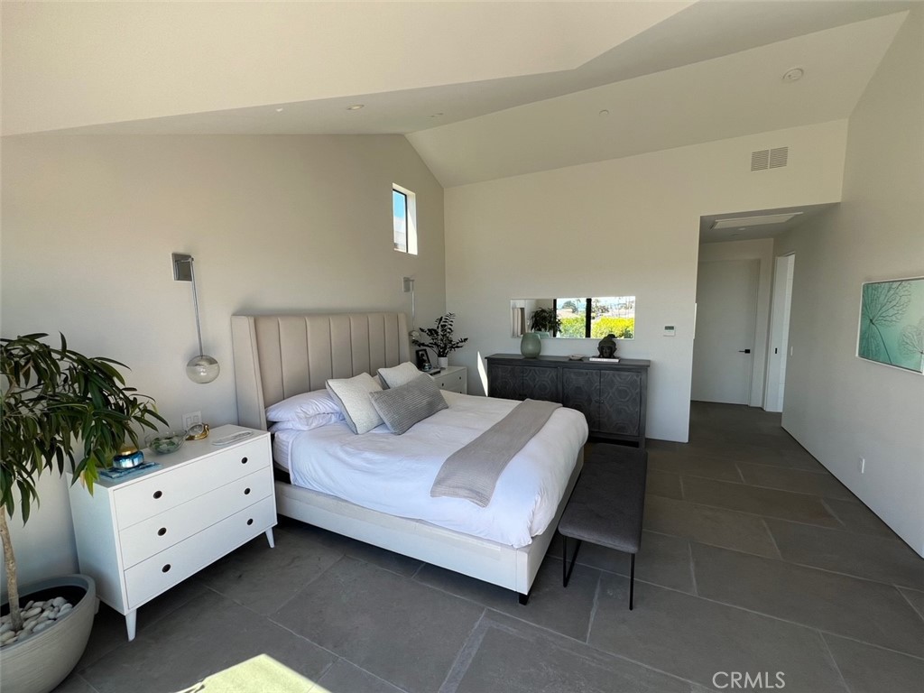 Emerald Bay (EB) - Residential Lease