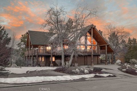 Photo of 42530 Pegasus Way, Big Bear Lake, CA 92315 (MLS # IG26023735)