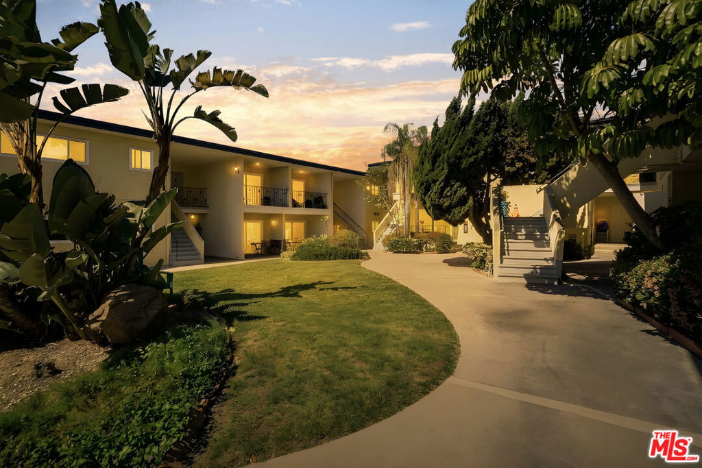 6740 Springpark Avenue 101