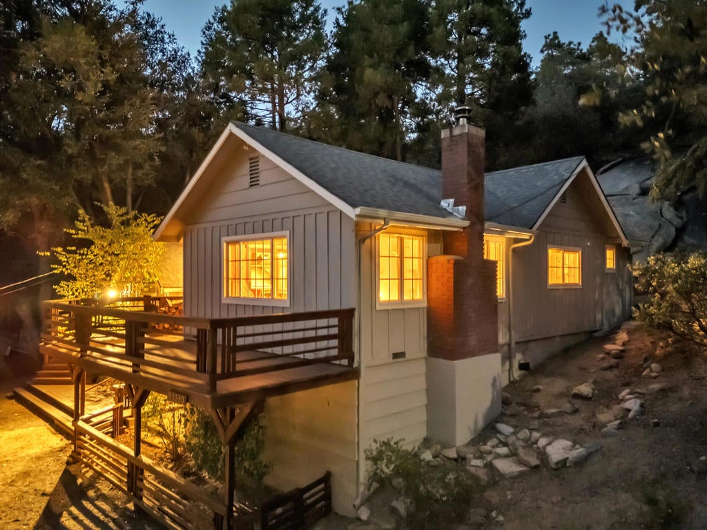 25280 Azaelia Drive