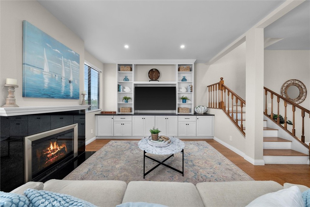 220 S Prospect Avenue 9