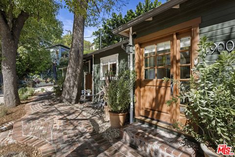 Photo of 4900 Glenalbyn Drive, Los Angeles, CA 90065 (MLS # 26660535)