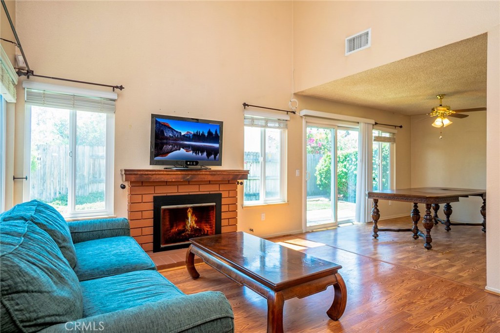 3884 Owens River Lane