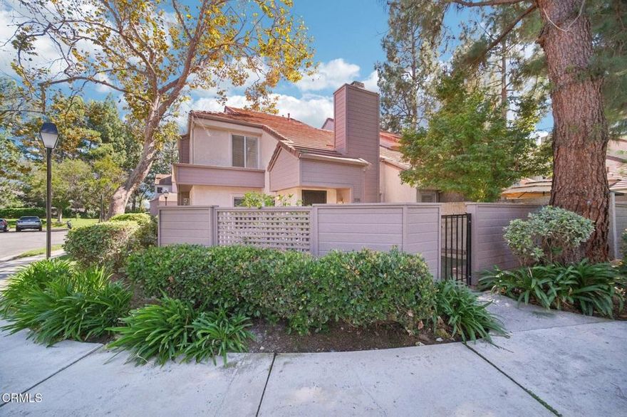 Priced to sell. Wonderful top of the hill location in Westlake Village Hidden Canyon. This is an end unit conveniently located near shopping, the Westlake Promenade and Westlake High School with parks, pools and spas nestled throughout the complex. Large private patio, living room with fireplace, vaulted ceilings, light and bright. Needs TLC.