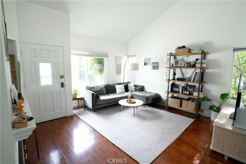Photo of 3834 W Avenue 43 #2, Los Angeles, CA 90041 (MLS # CV26096243)