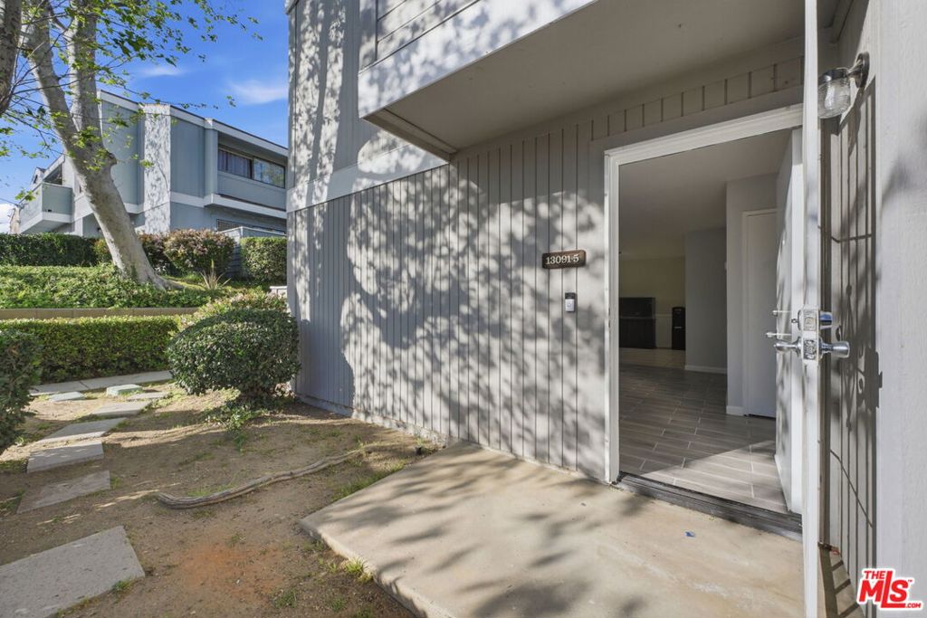 13091 Hubbard Street 5