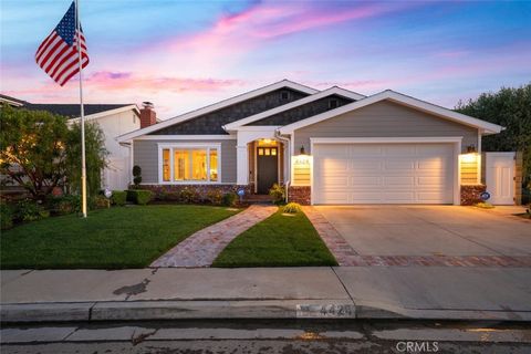 4424 Hazelnut Avenue Seal Beach CA 90740