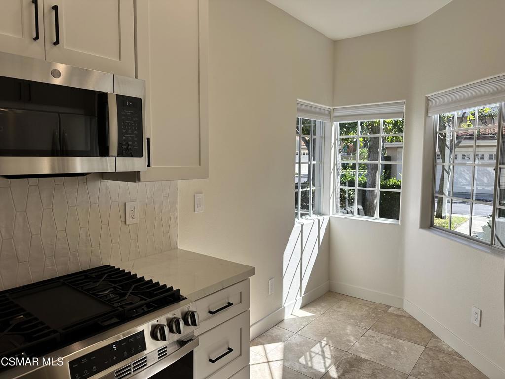 Capri West Oaks Park-832 - 832 - Residential Lease