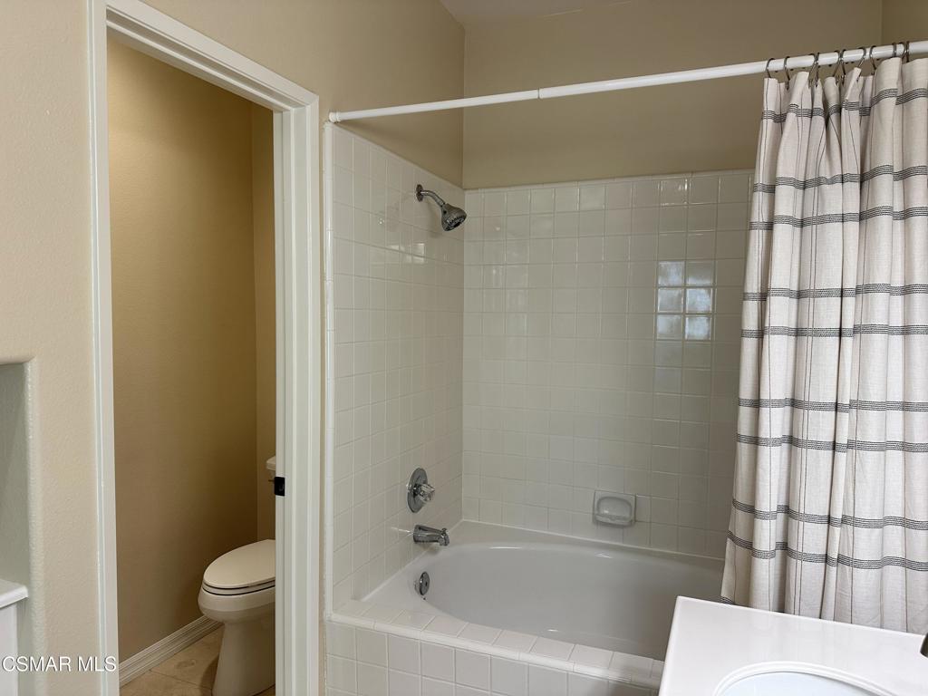 Capri West Oaks Park-832 - 832 - Residential Lease