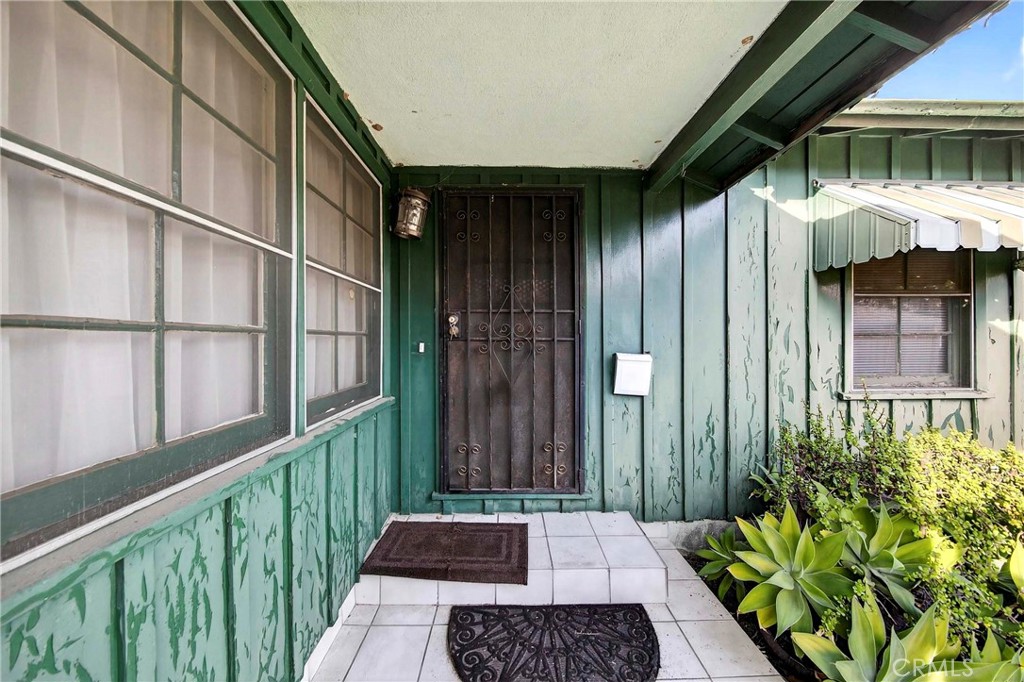 11803 Chanera Avenue