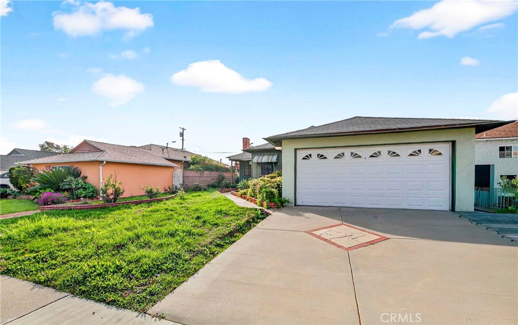 11803 Chanera Avenue