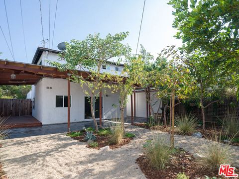 Photo of 2933 Acresite Street, Los Angeles, CA 90039 (MLS # 26651029)
