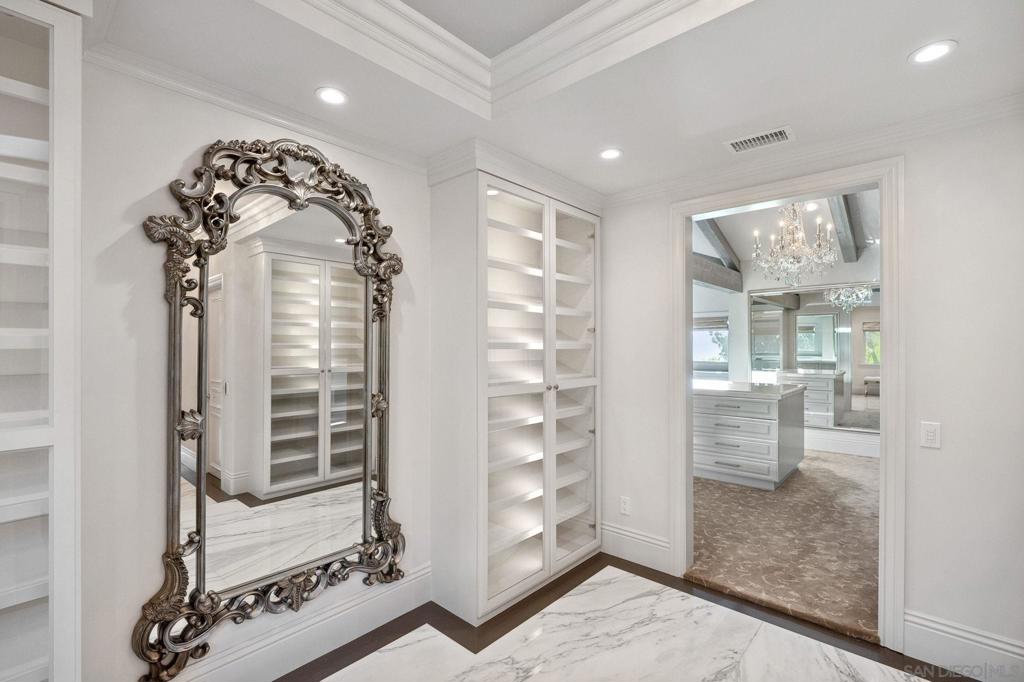 Rancho Santa Fe - Residential