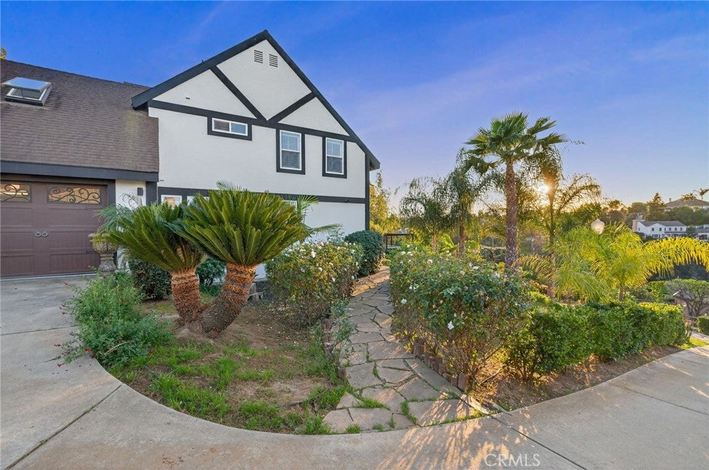 3890 Forbell Place