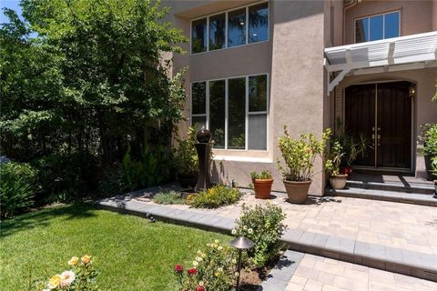 Tiny photo for 7371 Westcliff Drive, West Hills, CA 91307 (MLS # SR26000559)