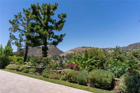 Tiny photo for 7371 Westcliff Drive, West Hills, CA 91307 (MLS # SR26000559)