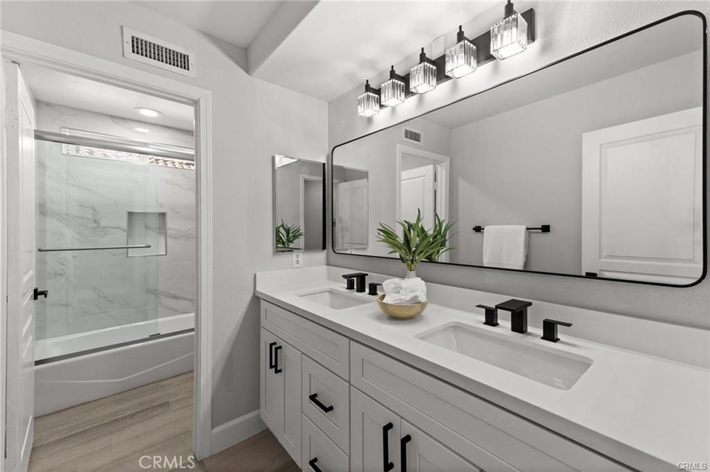 San Joaquin Hills - Residential Lease