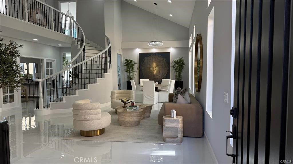 San Joaquin Hills - Residential Lease