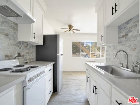 Photo of 7228 Allott Avenue #3, Van Nuys, CA 91405 (MLS # 26994301)