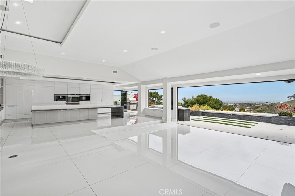Spyglass Hill Custom (SPYC) - Residential Lease