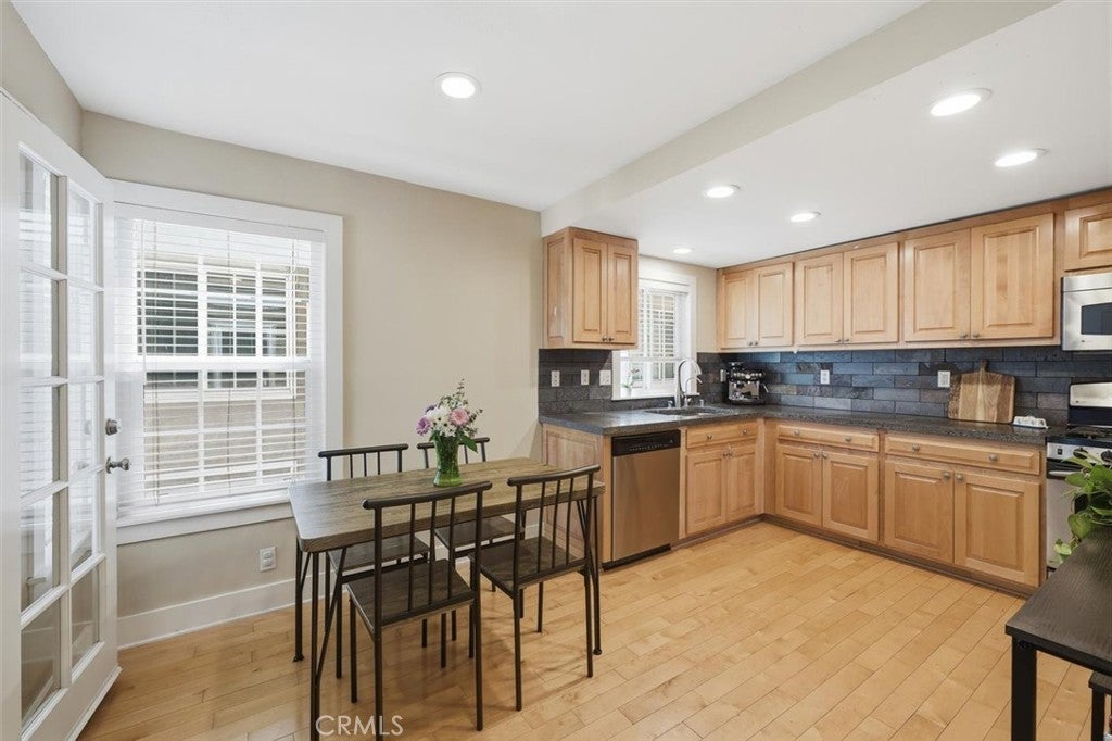 23524 Arlington B