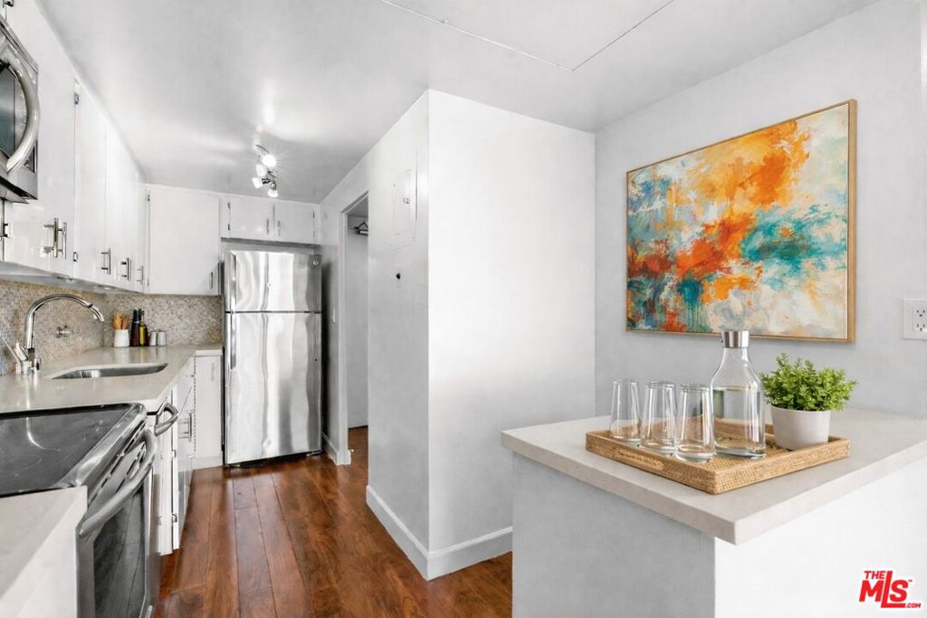 10450 Wilshire Boulevard 4G