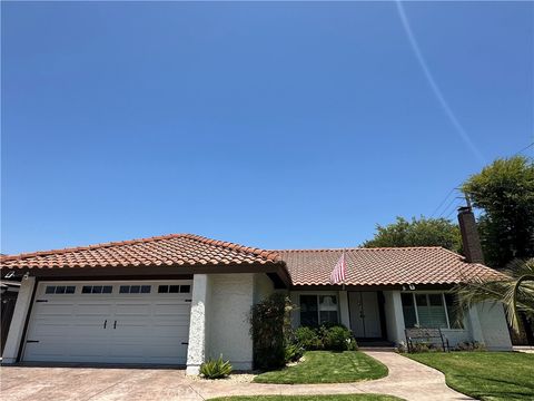 13191 Honeybee Street Moorpark CA 93021