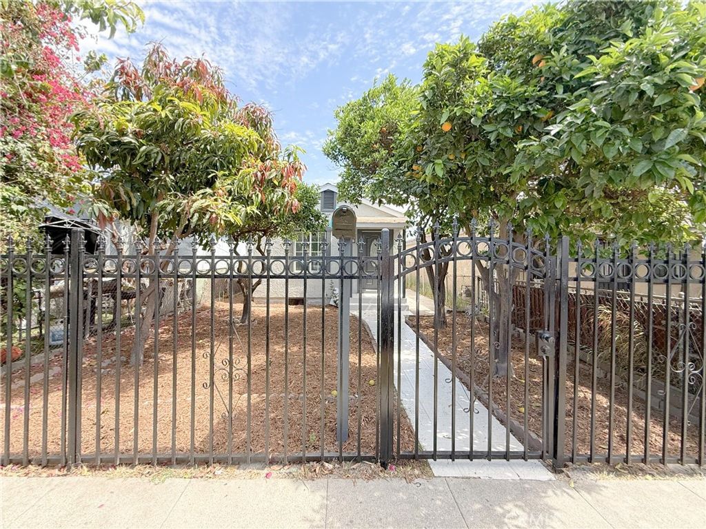 Photo of 10346 Kalmia Street, Los Angeles, CA 90002 (MLS # IG26069780)