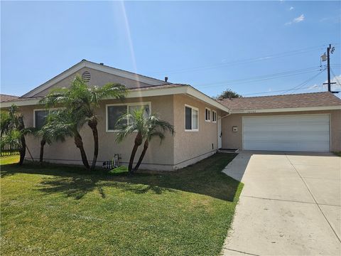 10331 Sande Street Cypress CA 90630