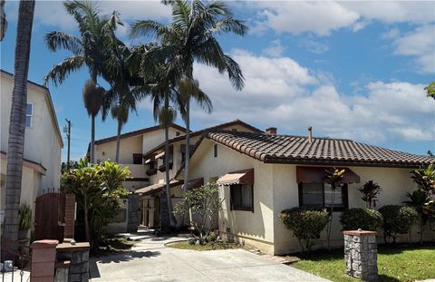 Photo of 246 E Hullett Street, Long Beach, CA 90805 (MLS # PW25274680)