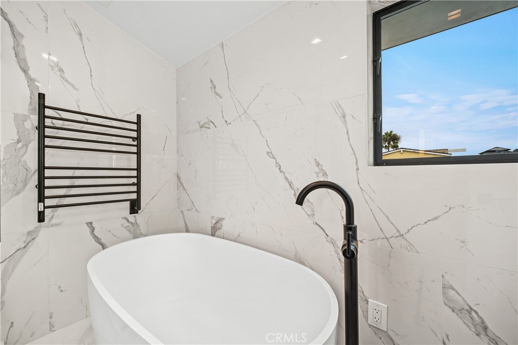 West Newport Beach (WSNB) - Residential Lease