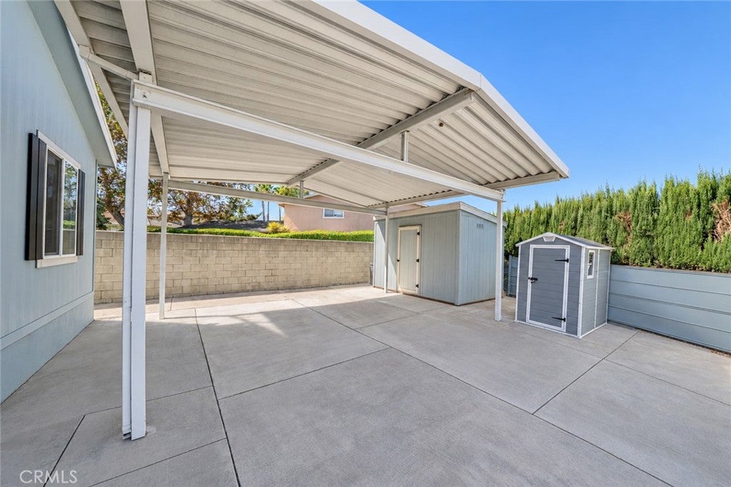 1169 GREENHILL Way