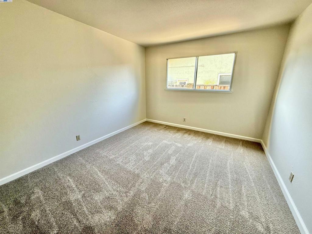 SHADOWBROOK - Residential