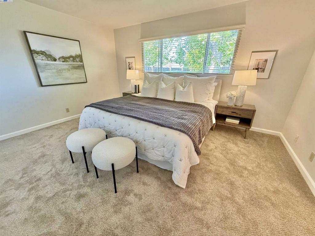SHADOWBROOK - Residential