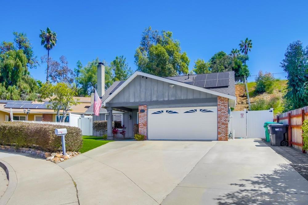 9985 Delia Lane