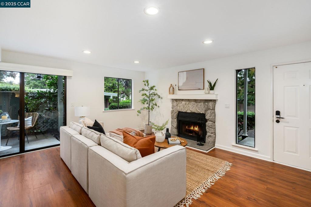 HERITAGE PLACE - Residential