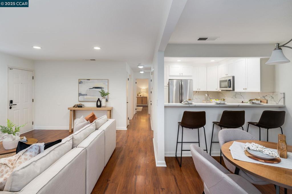 HERITAGE PLACE - Residential