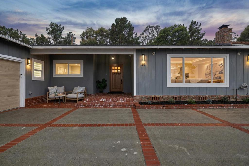 25 Vallejo Drive