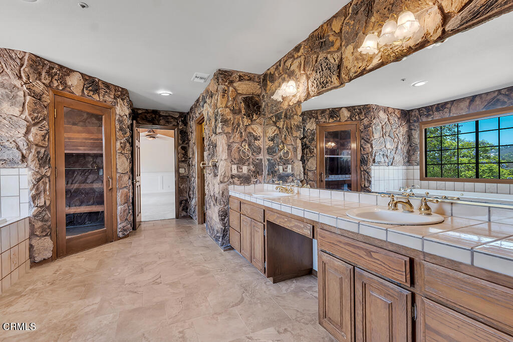 Saddlebrook - 2532 - Residential