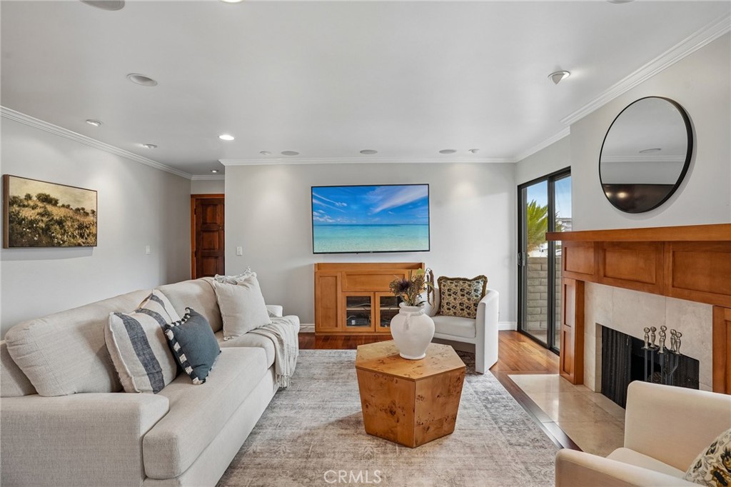 1447 Manhattan Beach Boulevard A