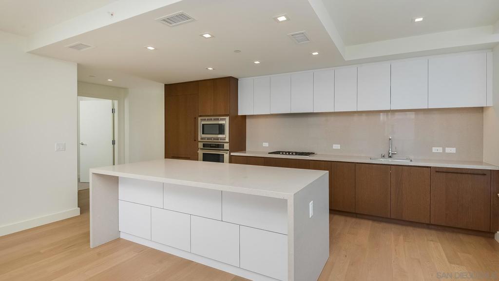 Downtown - Residential Lease