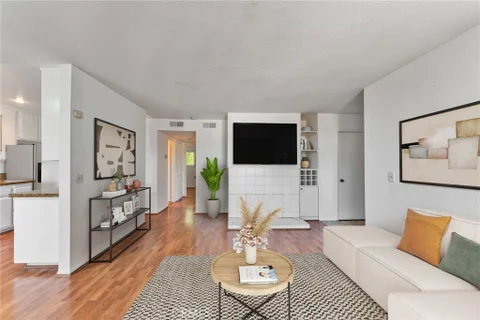 MLS: WS26183361