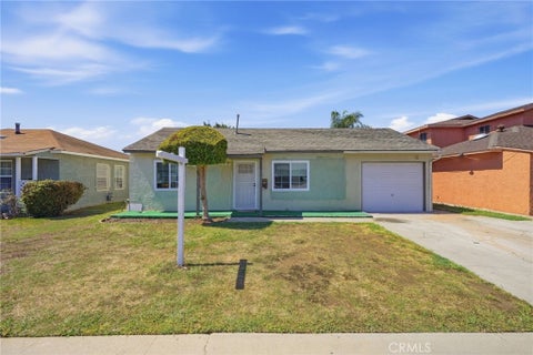 Photo of 725 S Taper AVE, Compton, CA 90220 (MLS # RS26203423)