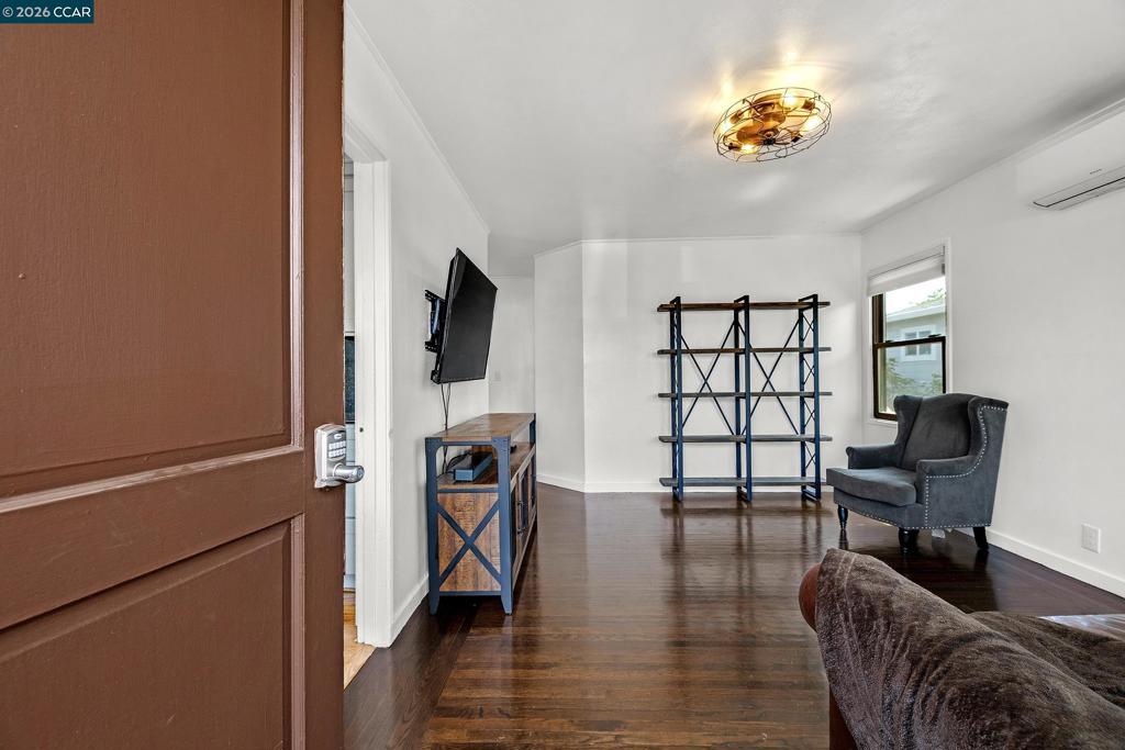 2370 Pine Ave AVE, Richmond CA 94806