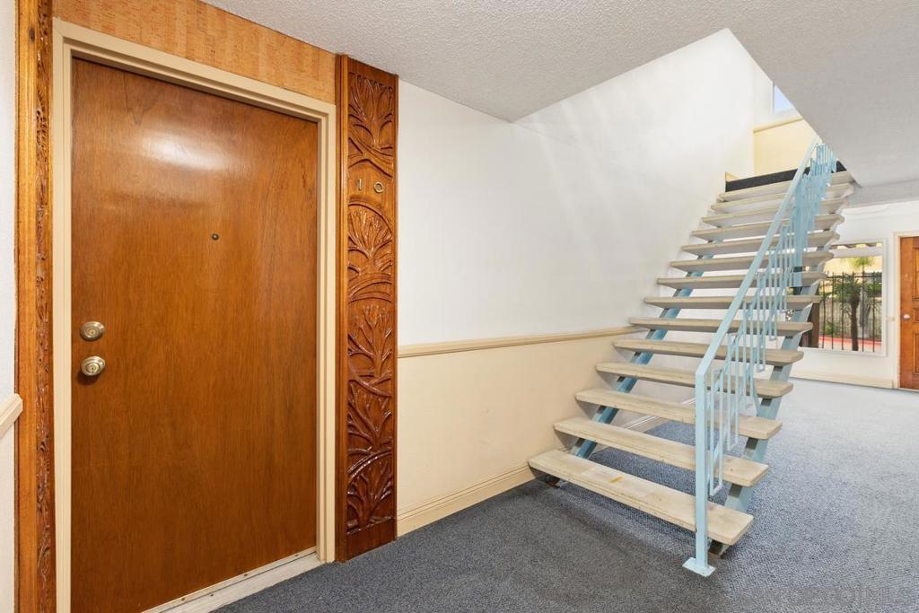 8308 Regents Rd #1o #1o