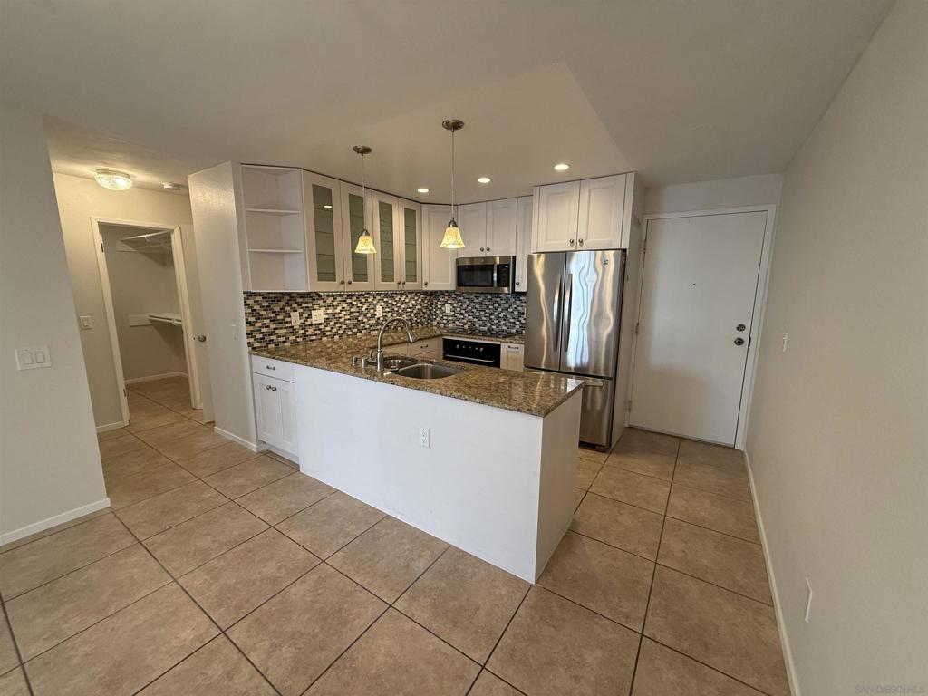 8308 Regents Rd #1o #1o