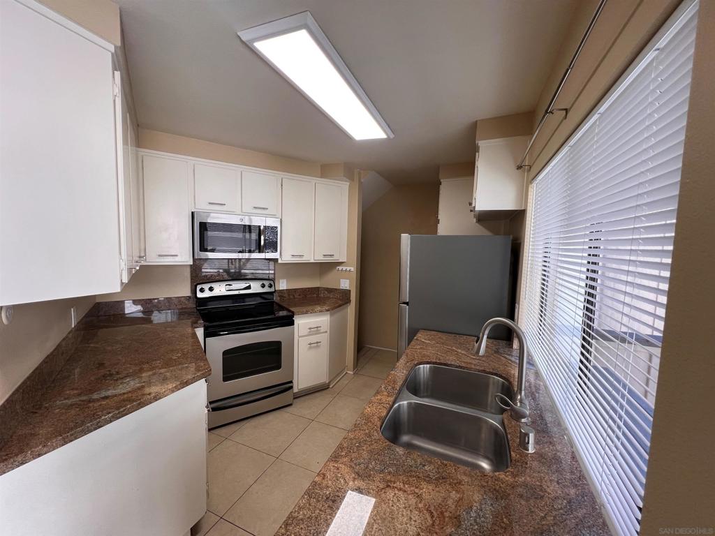 La Jolla - Residential Lease