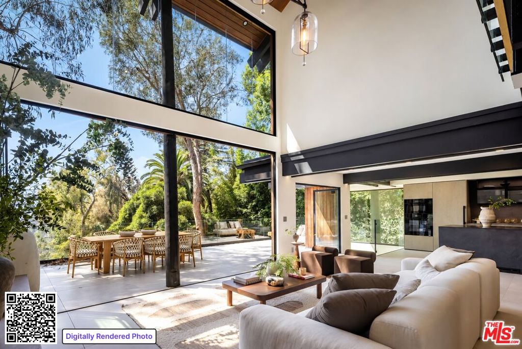 1509 Amalfi Drive
