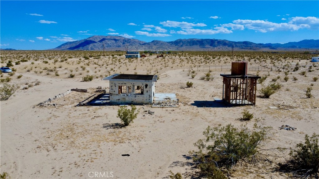 5620 Mojave Road